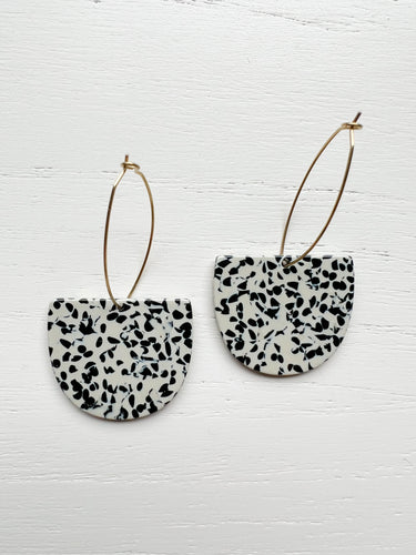 The Modern Black and White Speckle