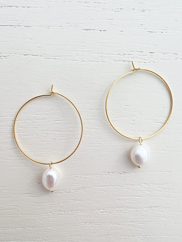 The Essential Pearl Hoops - Gold