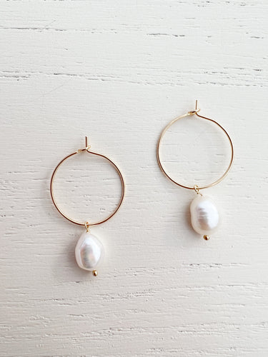The Essential Pearl Hoops - Gold, small